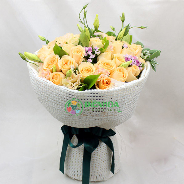 Bó hoa hồng vàng tặng bạn gái