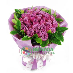 Bó hoa hồng tím bó tròn
