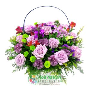 Giỏ hoa hồng tím tình yêu