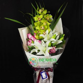 Bó hoa lan và hoa ly