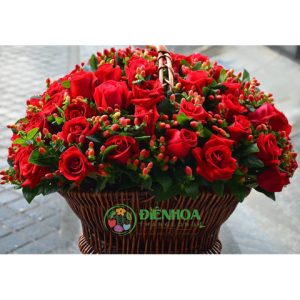 Giỏ 99 hoa hồng tình yêu chân thành