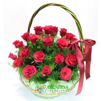 Giỏ hoa hồng đỏ cắm tròn