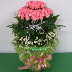 Giỏ hoa tươi vững vàng