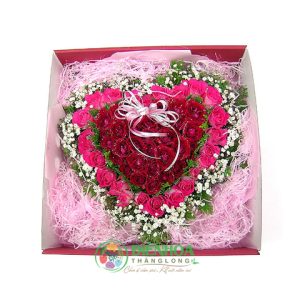 Hộp hoa trái tim dễ thương