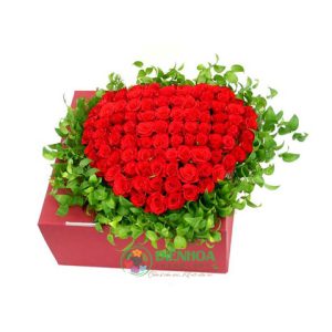 Hộp hoa trái tim tặng người yêu